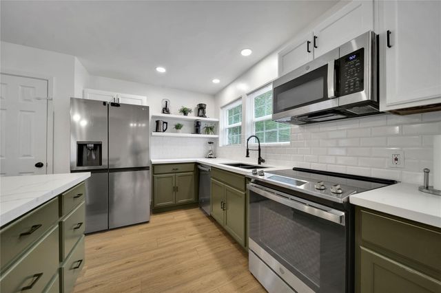 1 Marsh Millet Court, The Woodlands, TX 77380