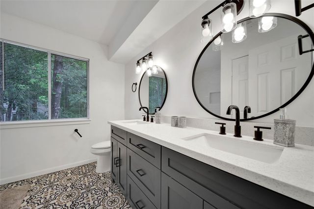 1 Marsh Millet Court, The Woodlands, TX 77380