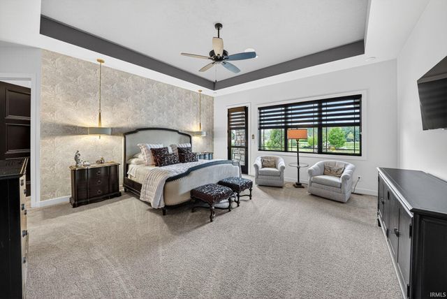 29929 Ridge Cove, Granger, IN 46530