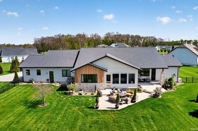29929 Ridge Cove, Granger, IN 46530