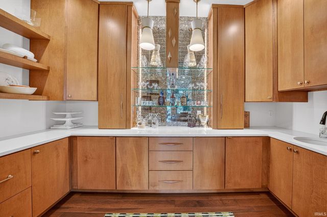 29929 Ridge Cove, Granger, IN 46530