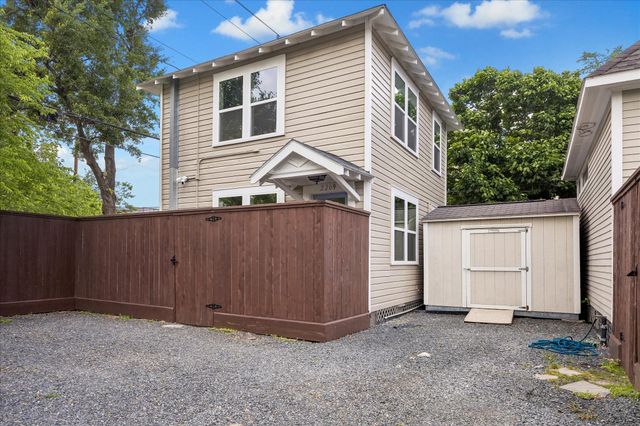 2211 Harvard Street, Houston, TX 77008