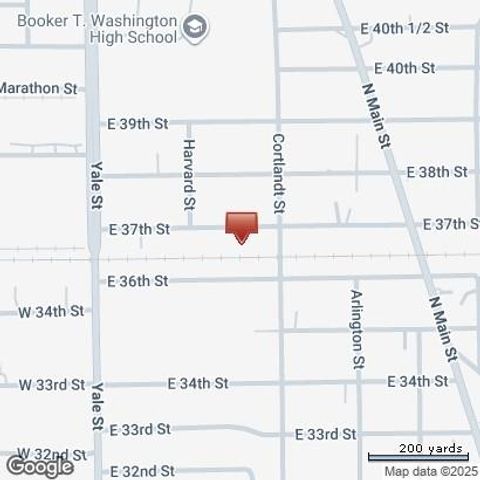 220 E 37th Street, Houston, TX 77018