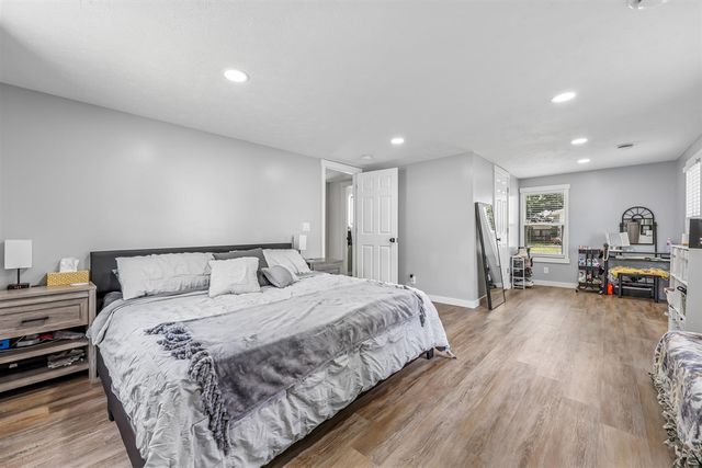 131 Vista Terrace, Muskegon, MI 49442