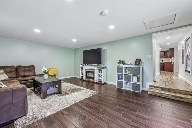 131 Vista Terrace, Muskegon, MI 49442