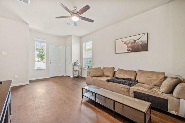 4266 Mcgregor Bluff Lane, Conroe, TX 77304