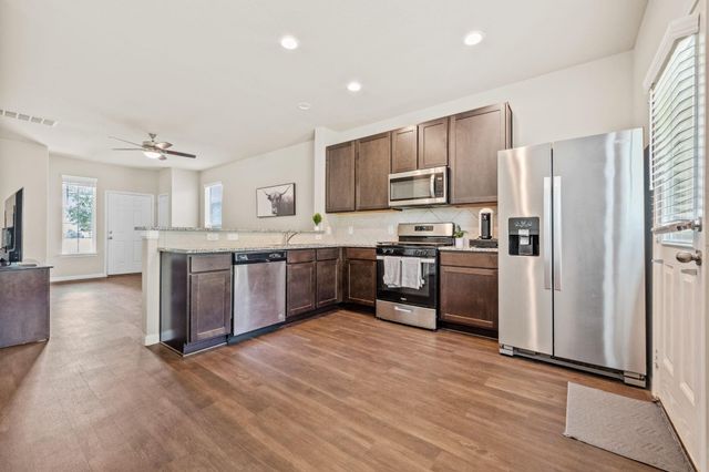 4266 Mcgregor Bluff Lane, Conroe, TX 77304