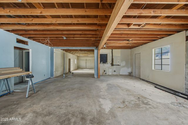 588 N WASHINGTON Street, Chandler, AZ 85225