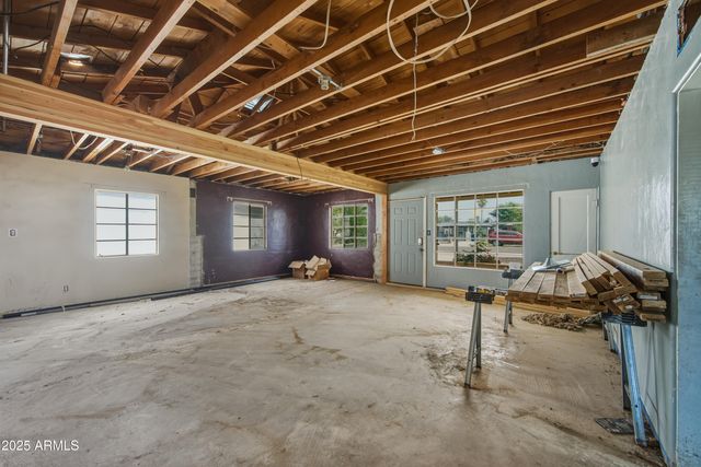 588 N WASHINGTON Street, Chandler, AZ 85225