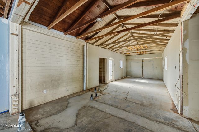 588 N WASHINGTON Street, Chandler, AZ 85225