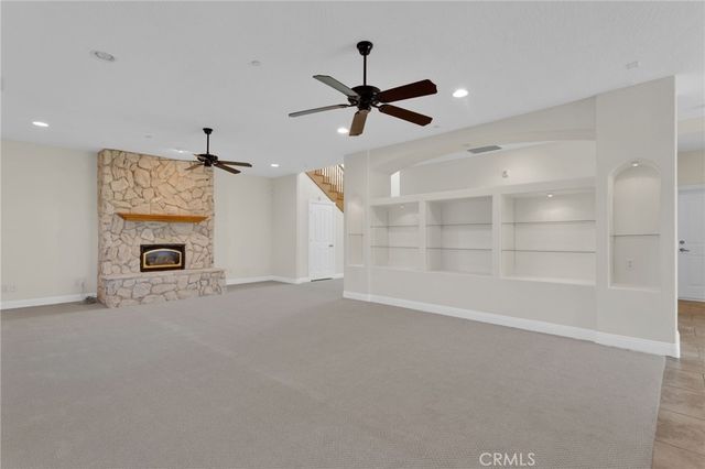 18064 Mariner, Victorville, CA 92395