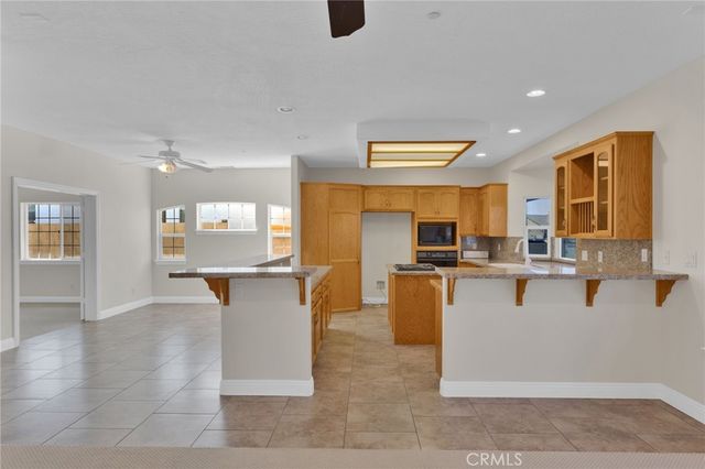 18064 Mariner, Victorville, CA 92395