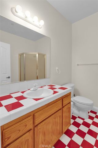 18064 Mariner, Victorville, CA 92395