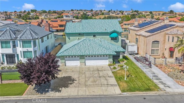 18064 Mariner, Victorville, CA 92395