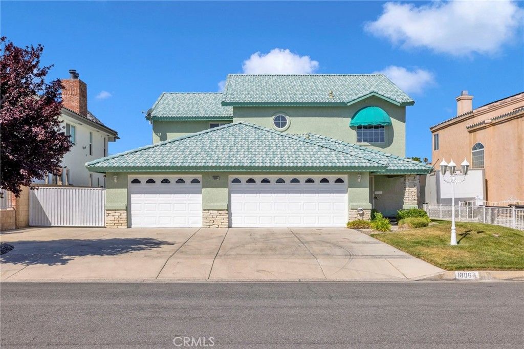 18064 Mariner, Victorville, CA 92395