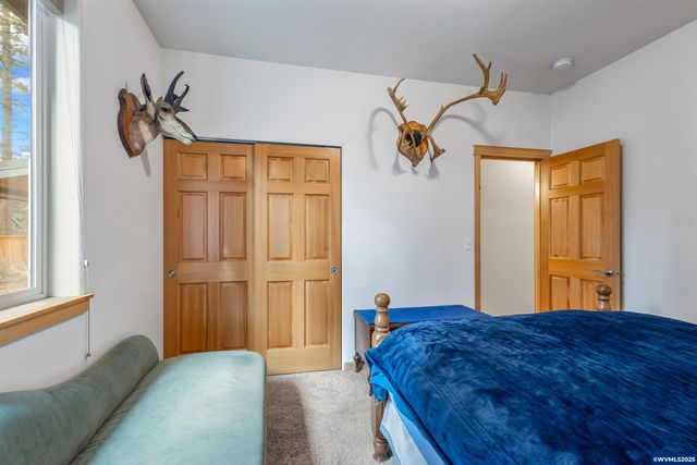 15924 Jackpine Rd, La Pine, OR 97739