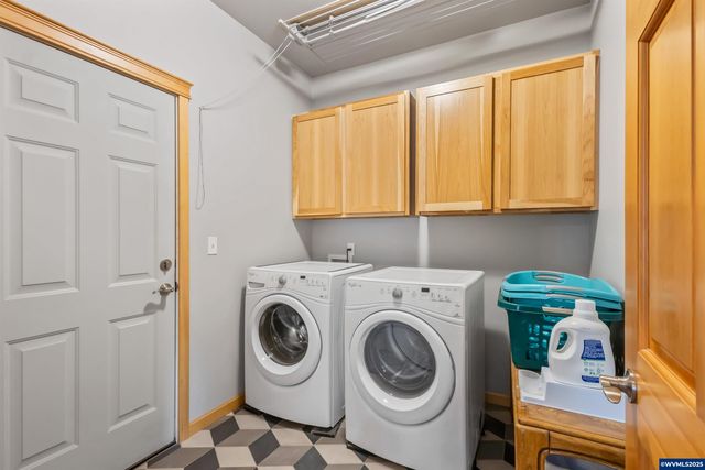 15924 Jackpine Rd, La Pine, OR 97739