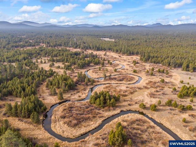 15924 Jackpine Rd, La Pine, OR 97739