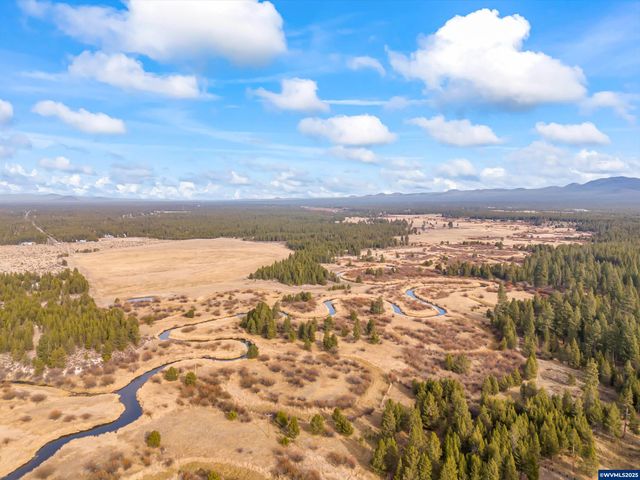 15924 Jackpine Rd, La Pine, OR 97739