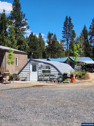 15924 Jackpine Rd, La Pine, OR 97739