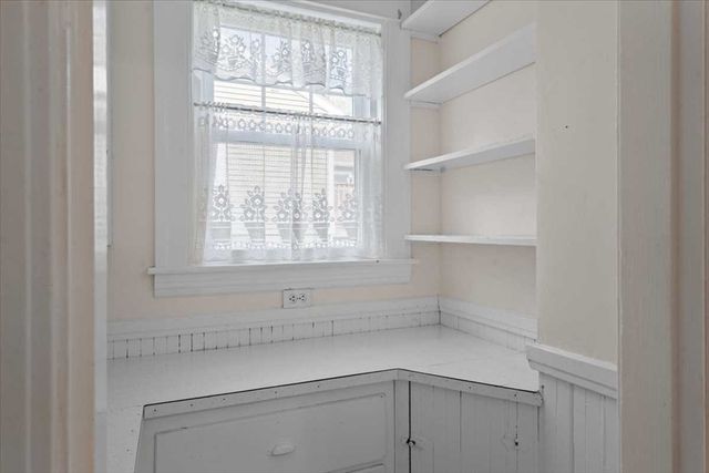 28 Cascade Rd, Worcester, MA 01602