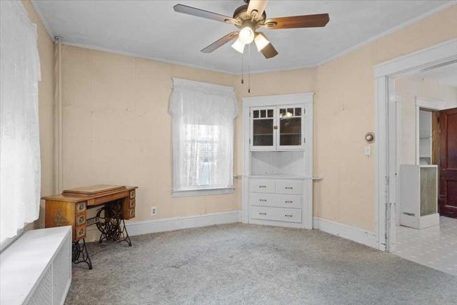 28 Cascade Rd, Worcester, MA 01602