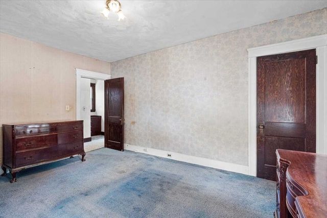 28 Cascade Rd, Worcester, MA 01602