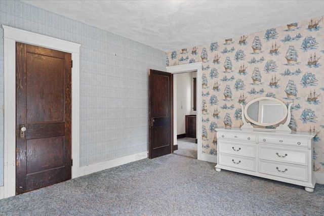 28 Cascade Rd, Worcester, MA 01602