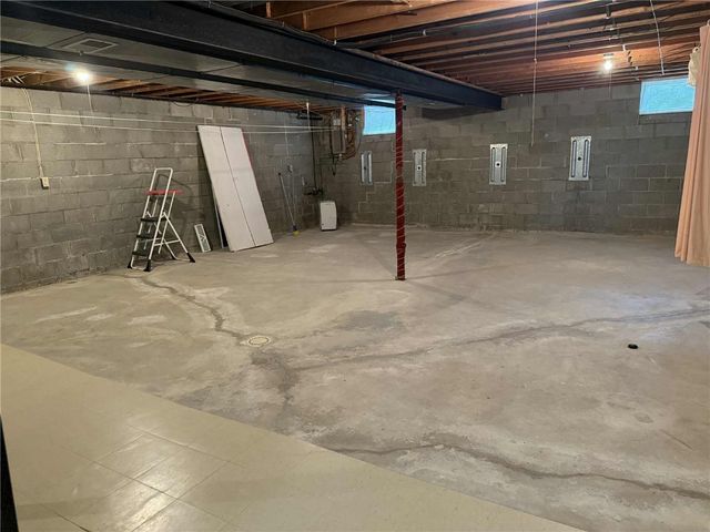 204 CENTER STREET, Masontown, PA 15461