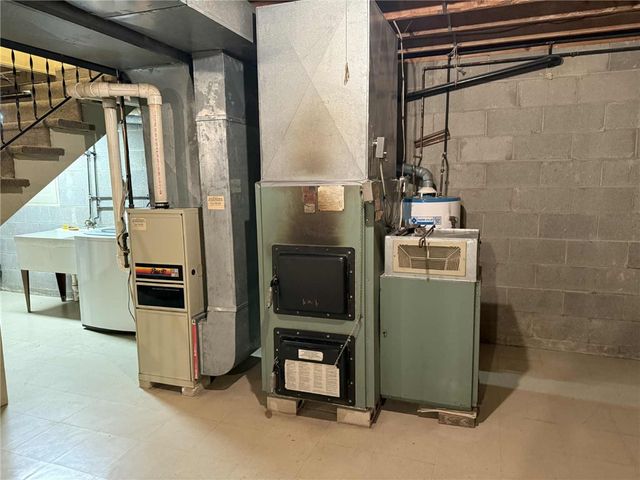 204 CENTER STREET, Masontown, PA 15461