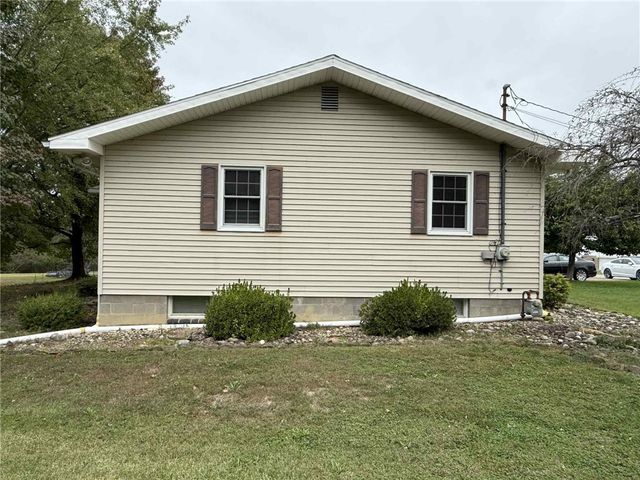 204 CENTER STREET, Masontown, PA 15461