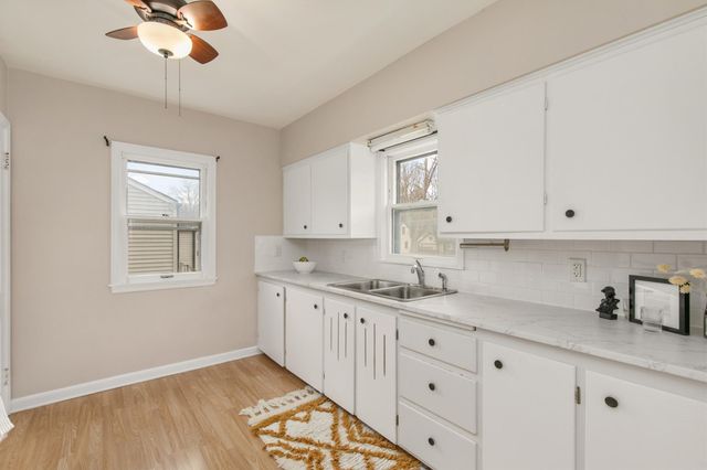 1734 45th Street, Des Moines, IA 50310