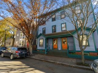 106 Pleasant St 2, Cambridge, MA 02139