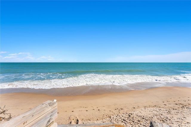9556 Doubloon Drive, Vero Beach, FL 32963