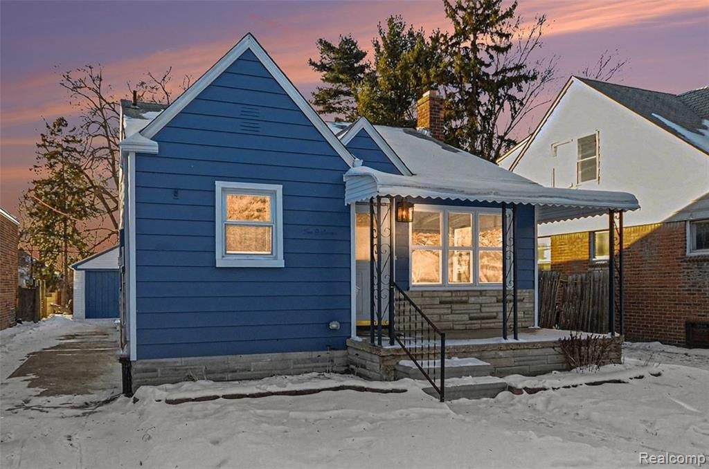 207 Saint Louis Street, Ferndale, MI 48220