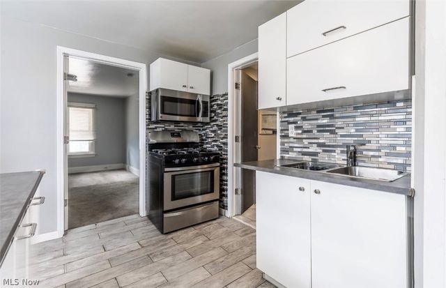 3577 W 46, Cleveland, OH 44102
