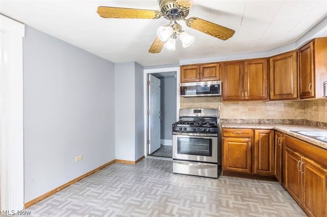3577 W 46, Cleveland, OH 44102