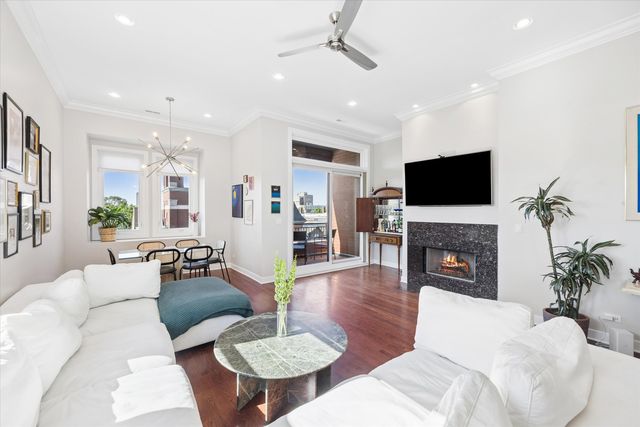 2212 W North Avenue 401, Chicago, IL 60647