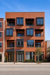 2212 W North Avenue 401, Chicago, IL 60647