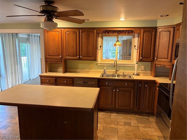 309 Bell Avenue, Columbiana, OH 44408
