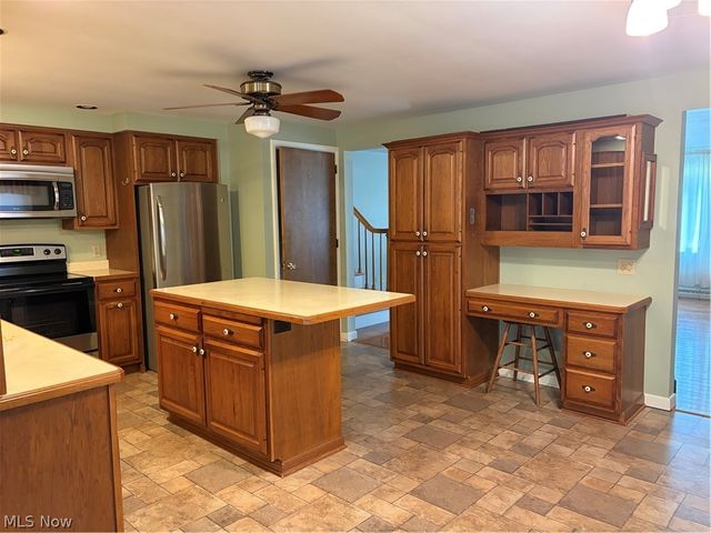 309 Bell Avenue, Columbiana, OH 44408