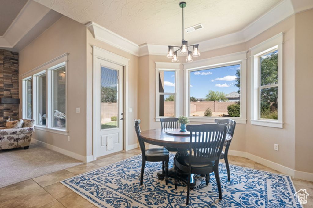 Image 15 of property listing at 2546 E 3000 CIR, St. George, UT 84790