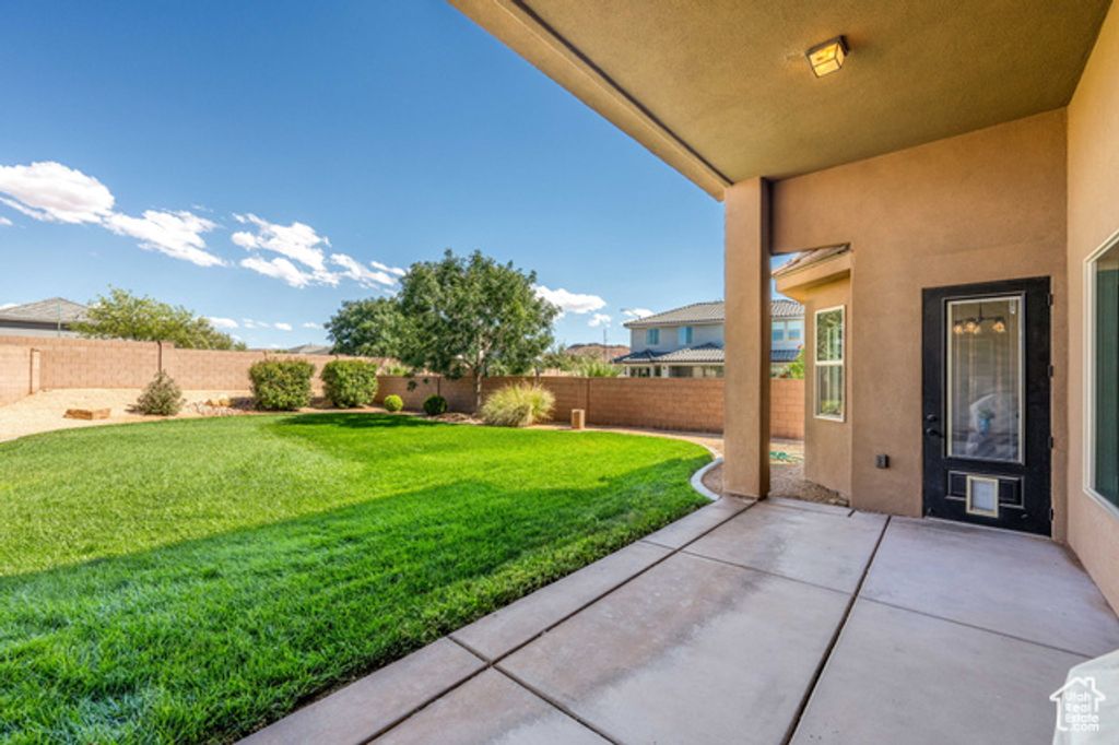 Image 43 of property listing at 2546 E 3000 CIR, St. George, UT 84790