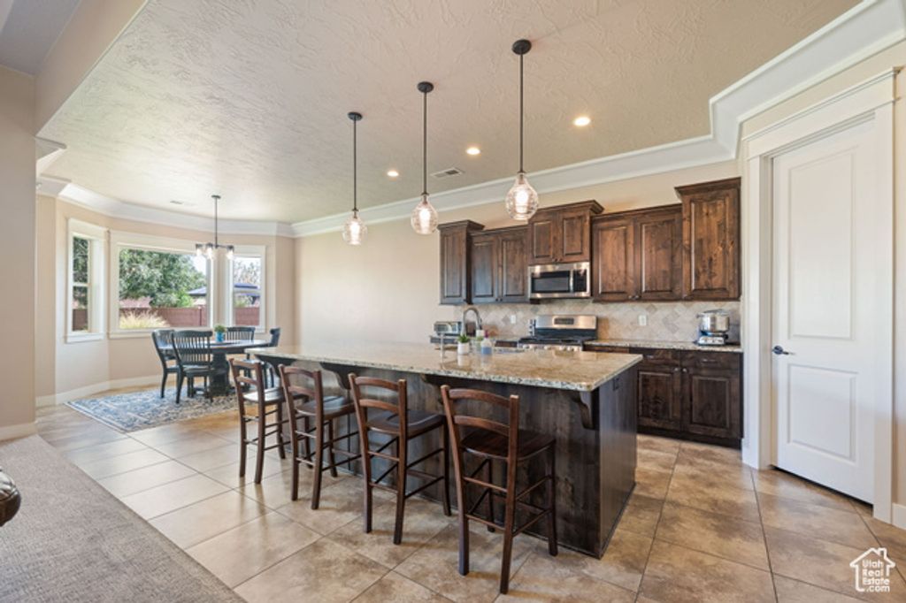Image 10 of property listing at 2546 E 3000 CIR, St. George, UT 84790
