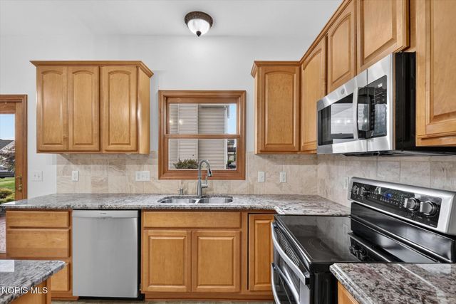 14511 Belmont Court, Perrysburg, OH 43551