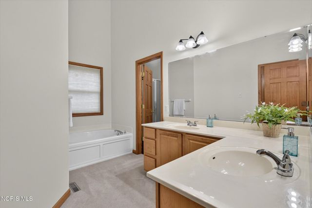 14511 Belmont Court, Perrysburg, OH 43551