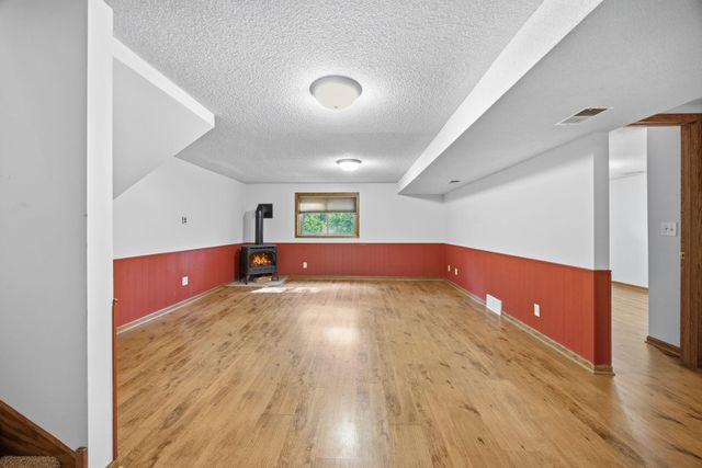 9765 261st Avenue NW, Zimmerman, MN 55398