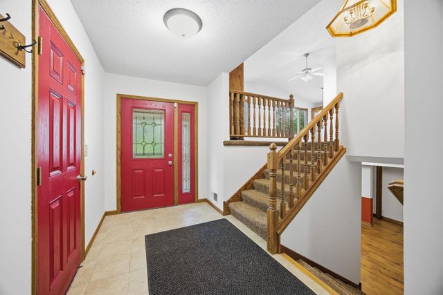 9765 261st Avenue NW, Zimmerman, MN 55398