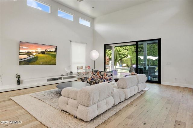 4528 N 39th Place, Phoenix, AZ 85018