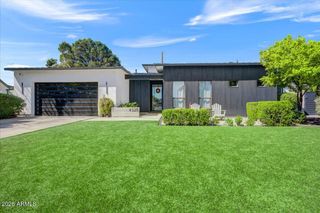 4528 N 39th Place, Phoenix, AZ 85018